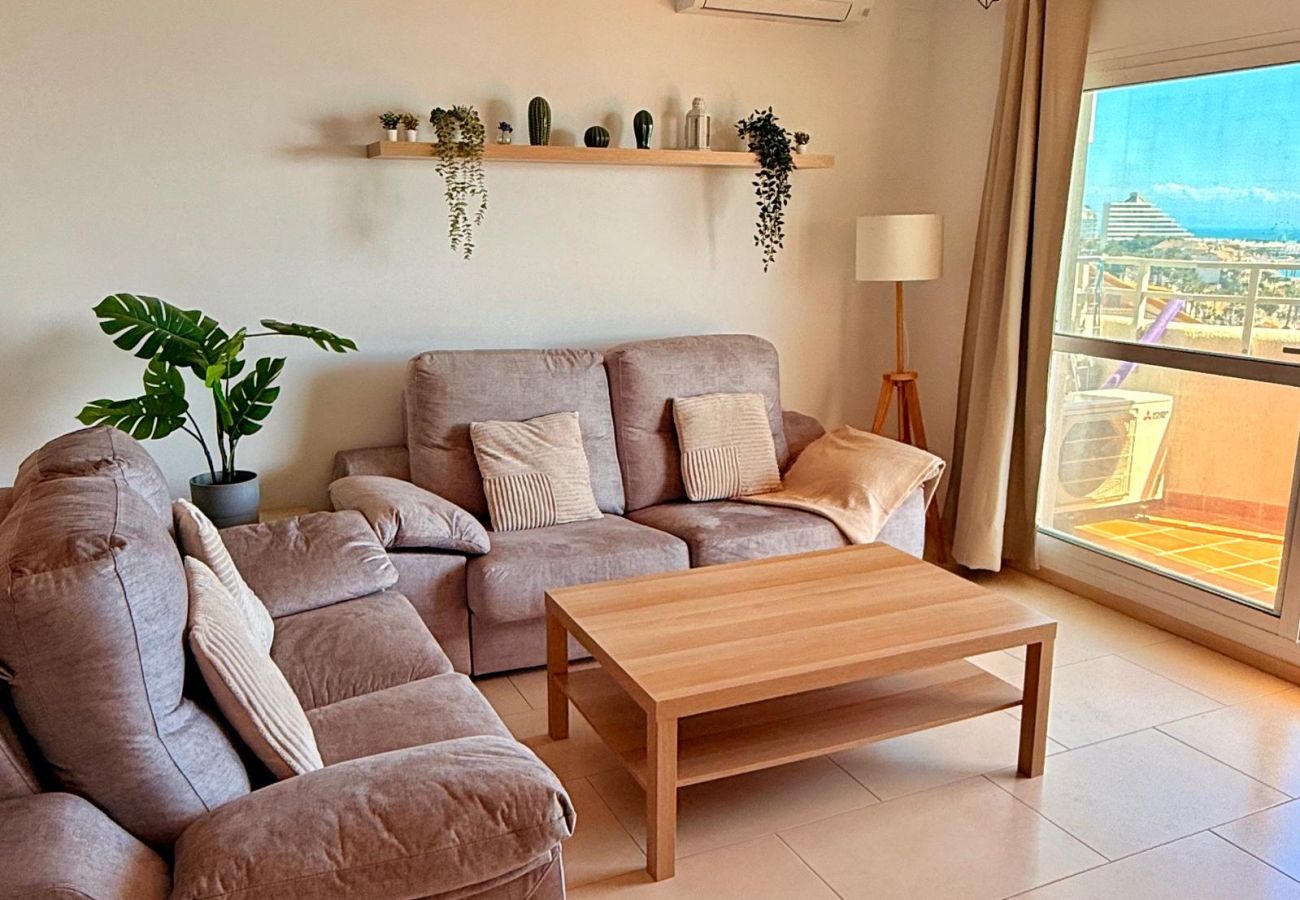 Apartment in Benalmádena - Deluxe Large Apartment with Sea Views Benalbeach
