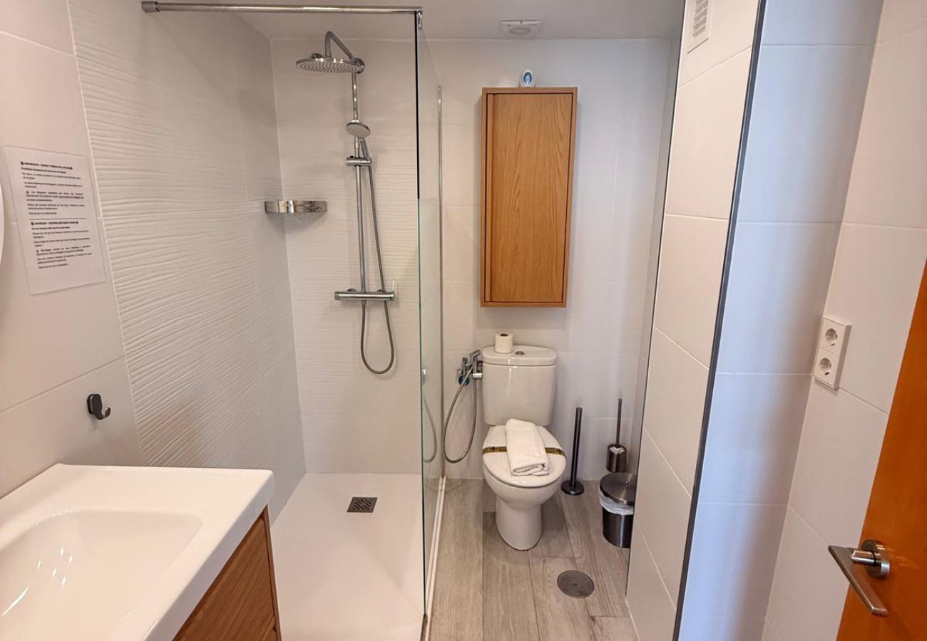 Apartment in Benalmádena - Deluxe Large Apartment with Sea Views Benalbeach