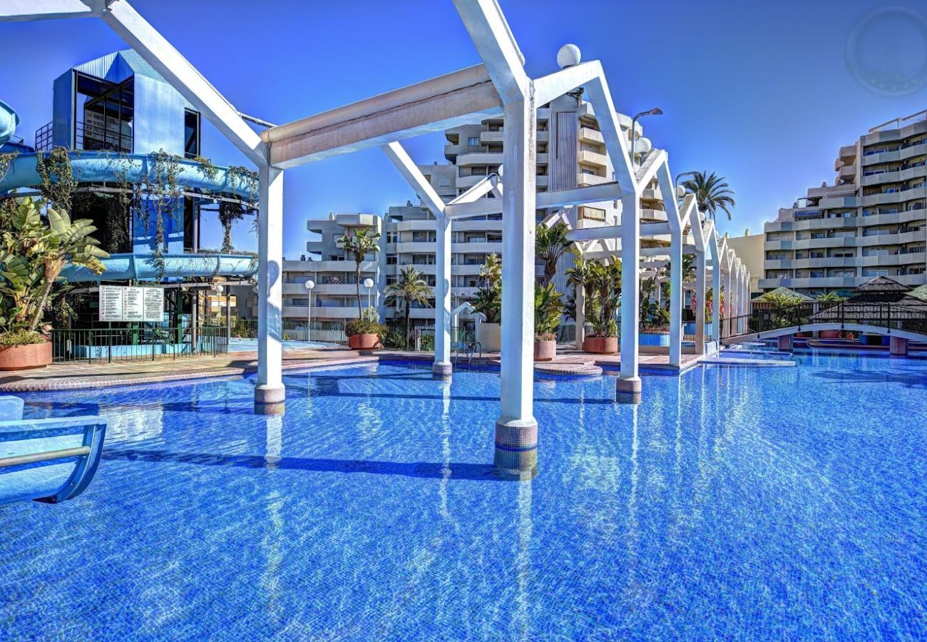 Apartment in Benalmádena - Deluxe Front Sea View Apartment Large Terrace