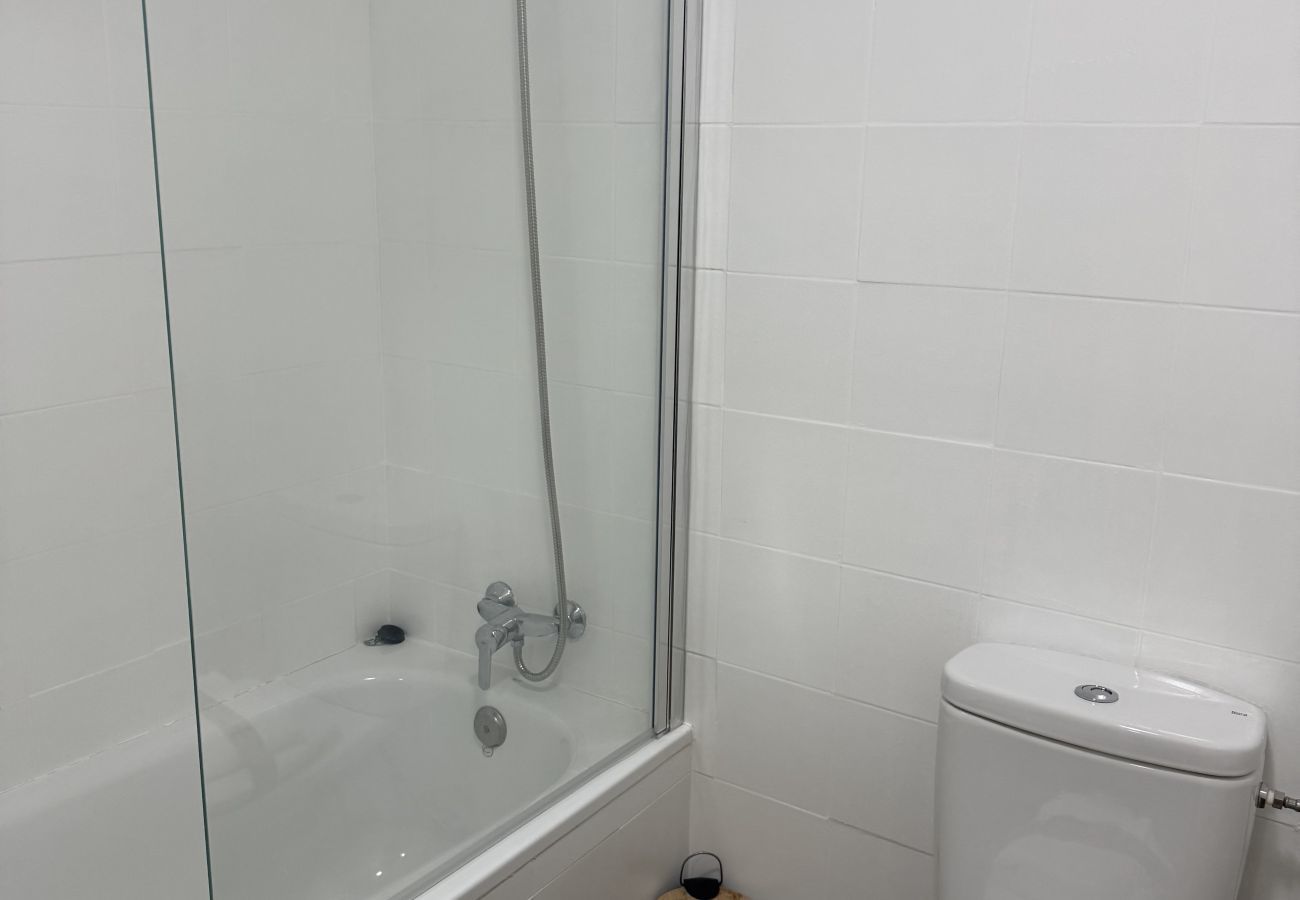 Apartment in Benalmádena - Benalbeach Apartment with Garden and Sea View