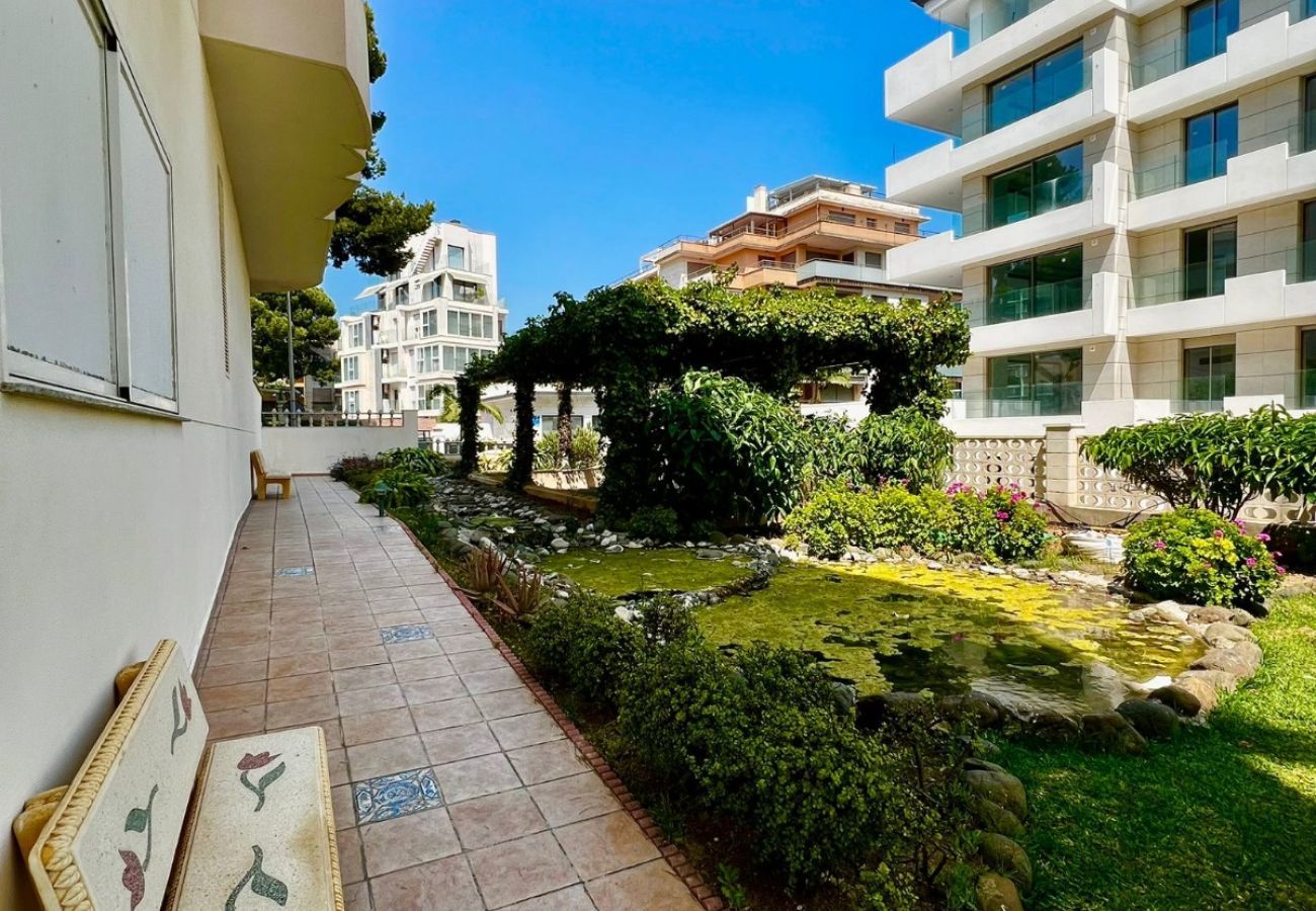 Apartment in Benalmádena - 2 Bedroom Apartment in Puerto Marina