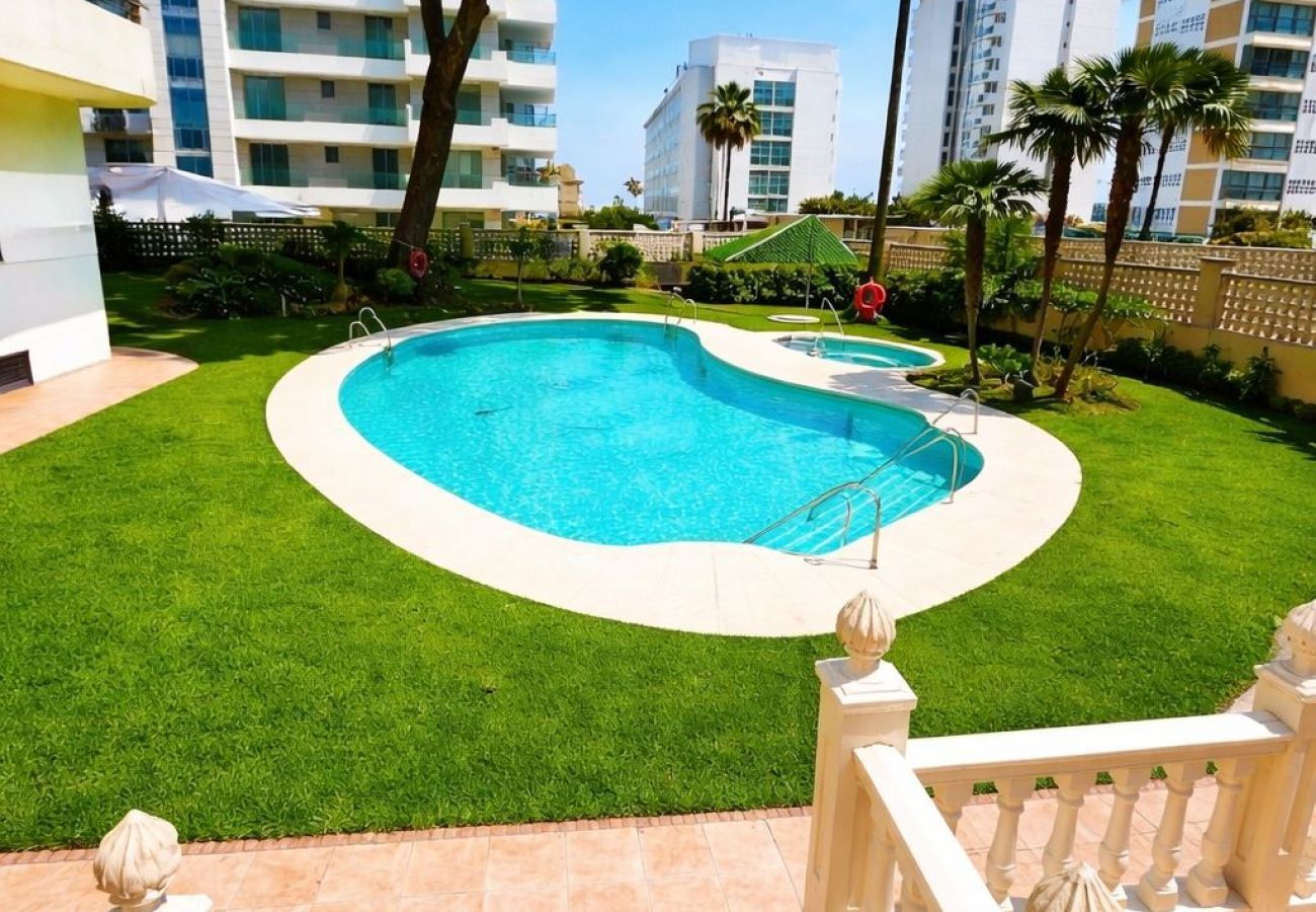 Apartment in Benalmádena - 2 Bedroom Apartment in Puerto Marina