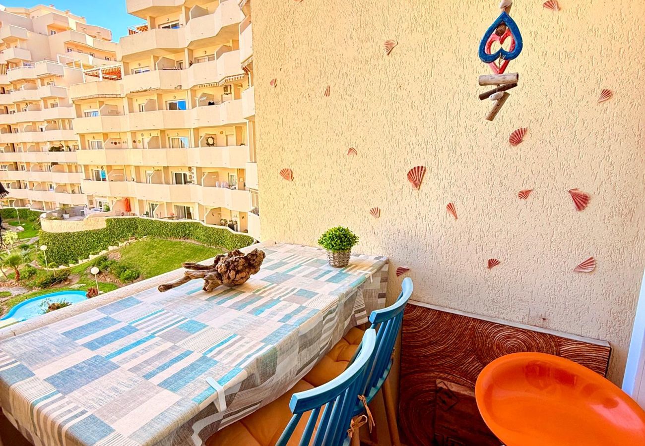 Apartment in Benalmádena - Charming Apartment in Benalbeach