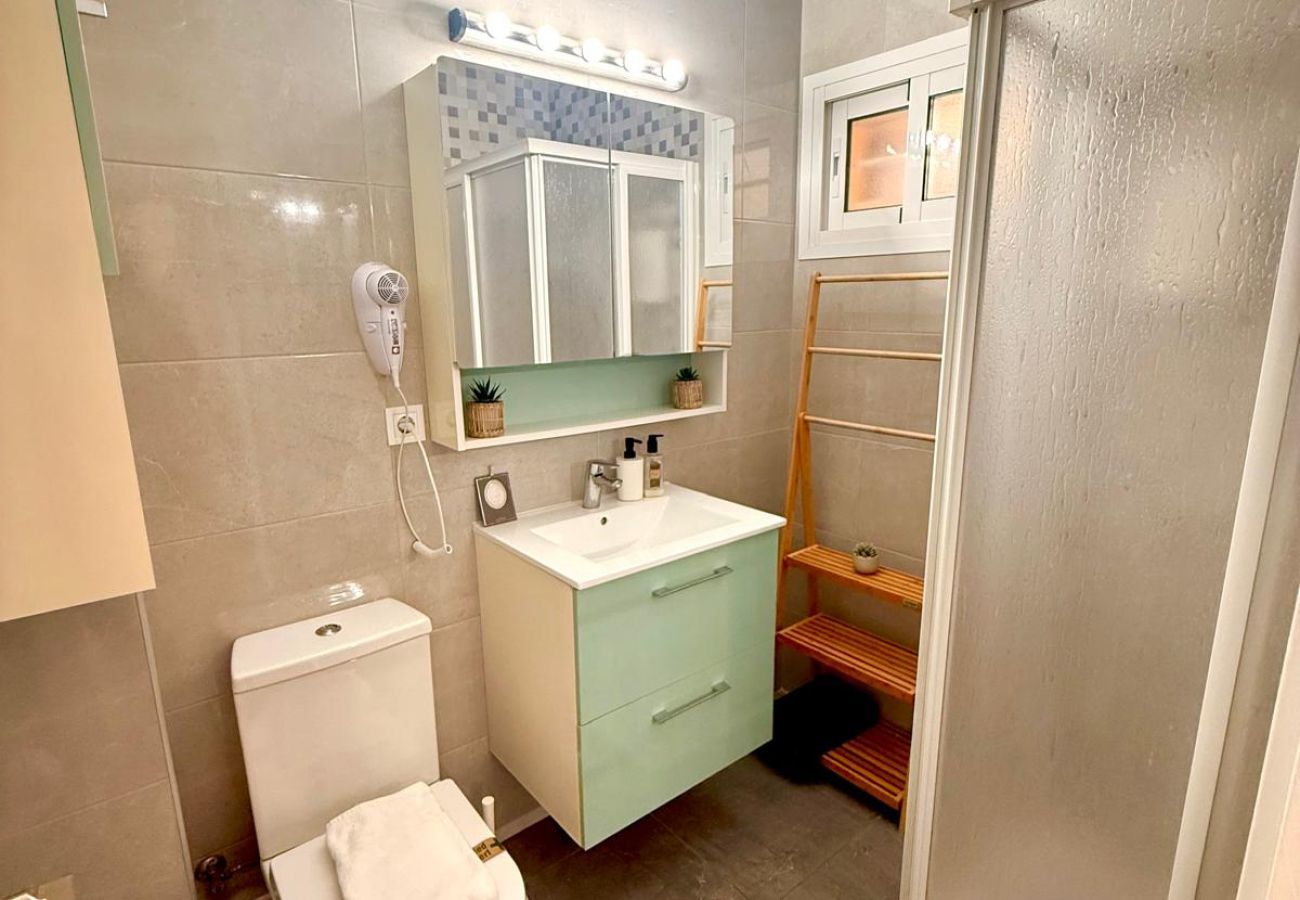 Apartment in Arroyo de la Miel - BONANZA 1 SUNNY BEDROOM APARTMENT, NEW 2026!