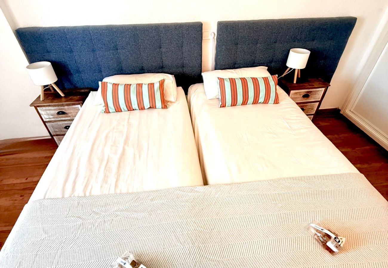 Apartment in Arroyo de la Miel - Charming apartment in Minerva Building, just a short walk from the beach in Arroyo de la Miel