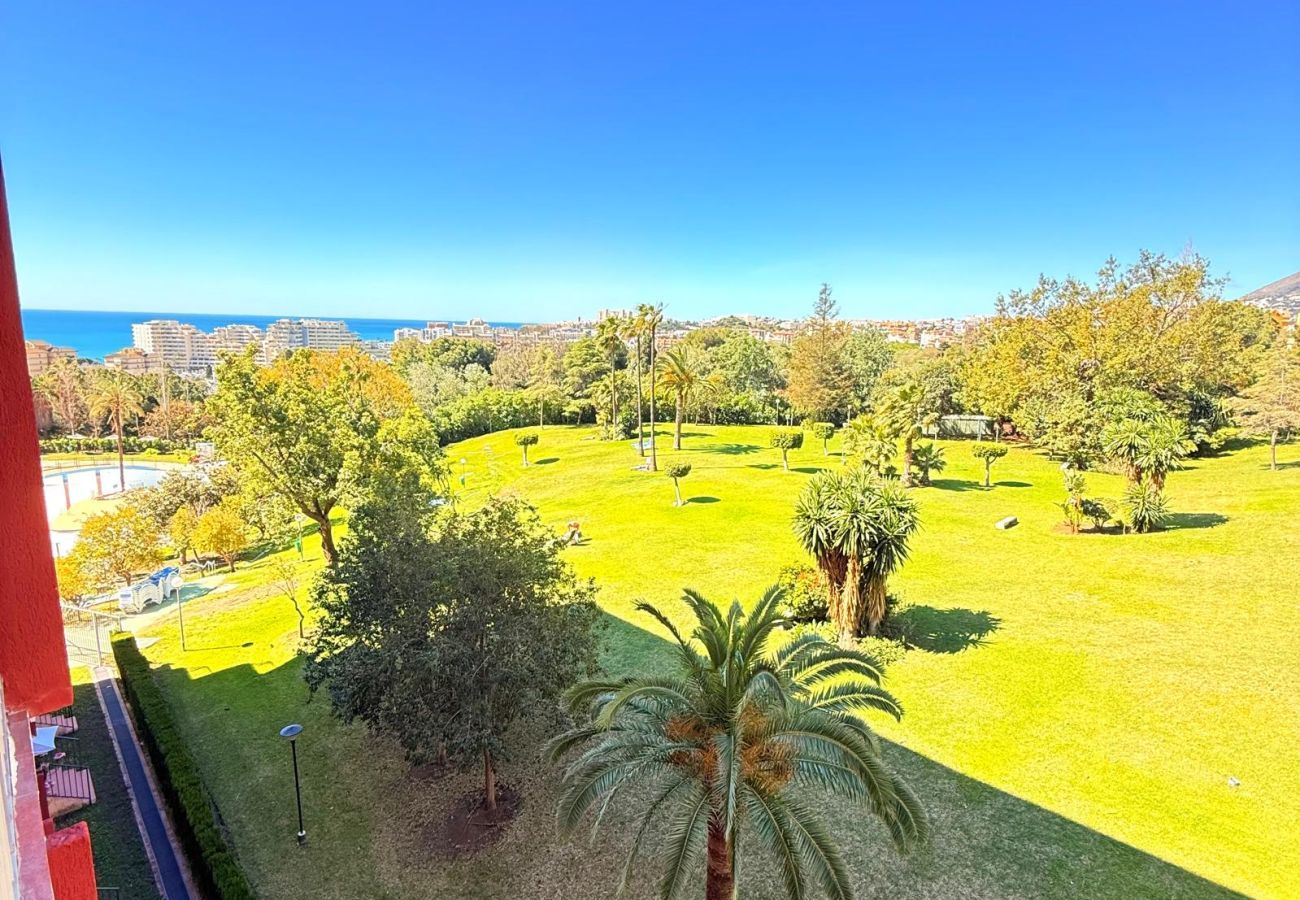 Apartment in Arroyo de la Miel - Charming apartment in Minerva Building, just a short walk from the beach in Arroyo de la Miel