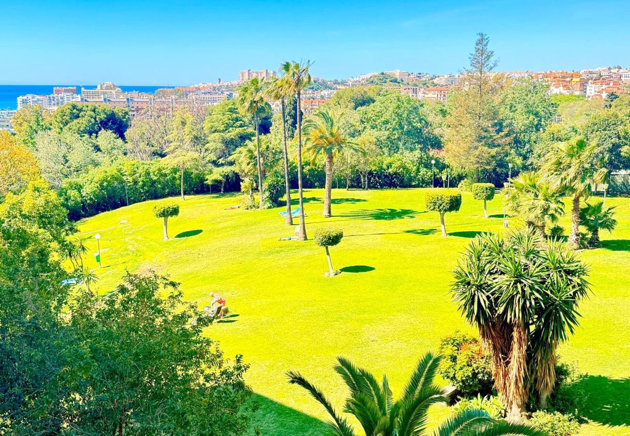 Apartment in Arroyo de la Miel - Charming apartment in Minerva Building, just a short walk from the beach in Arroyo de la Miel