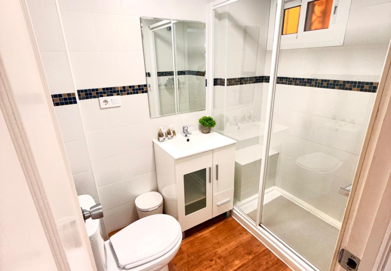 Apartment in Arroyo de la Miel - Charming apartment in Minerva Building, just a short walk from the beach in Arroyo de la Miel